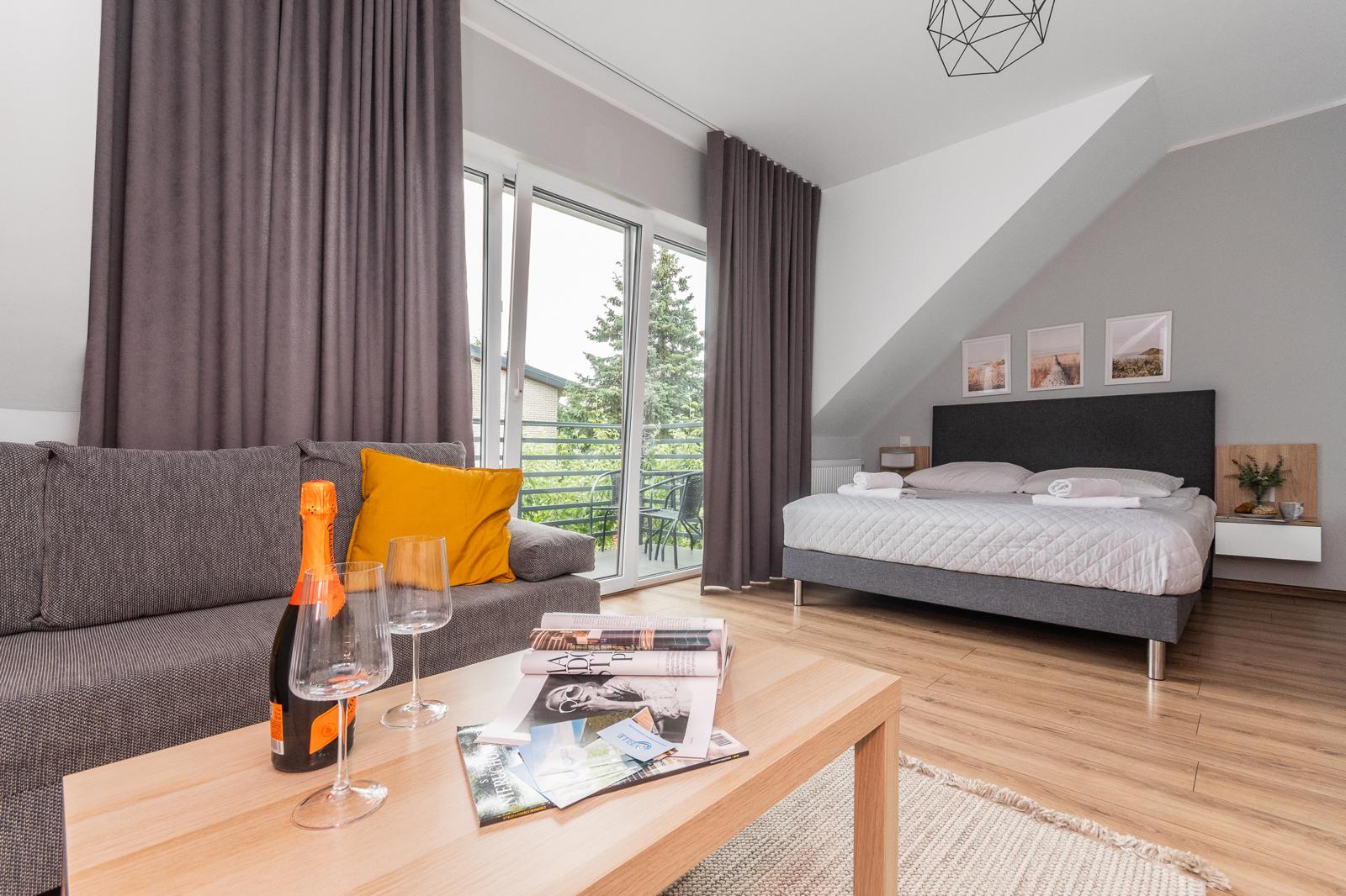 Komfortowy pokój z balkonem